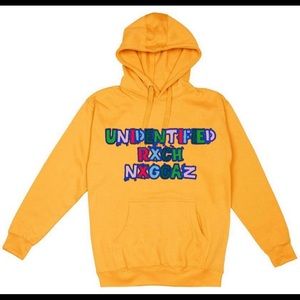 URN CUSTOM HOODIES